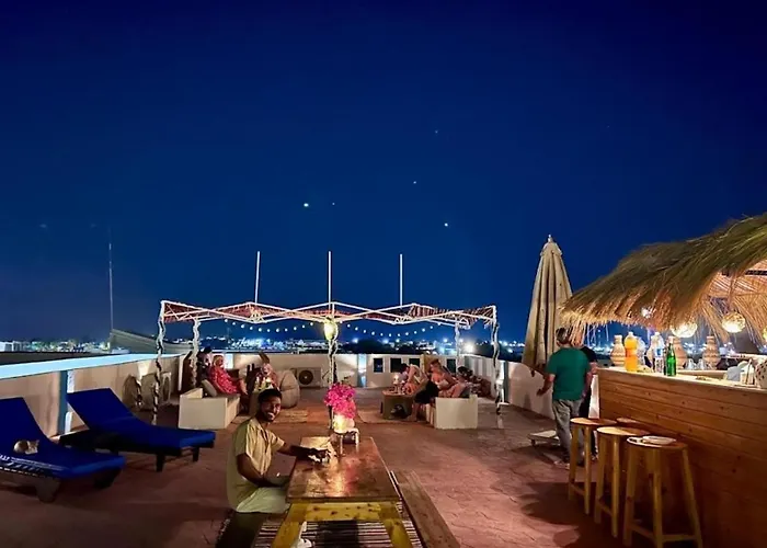 Naama Lofts 4*