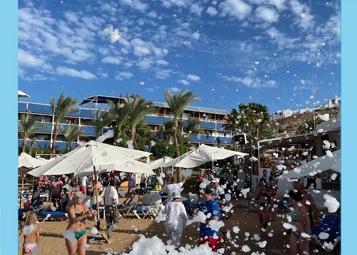 Naama Lofts